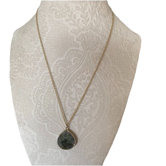 Vintage Faceted Labradorite Tear Drop Pendant Necklace 17" Gold-tone Gemstone - Picture 8 of 16